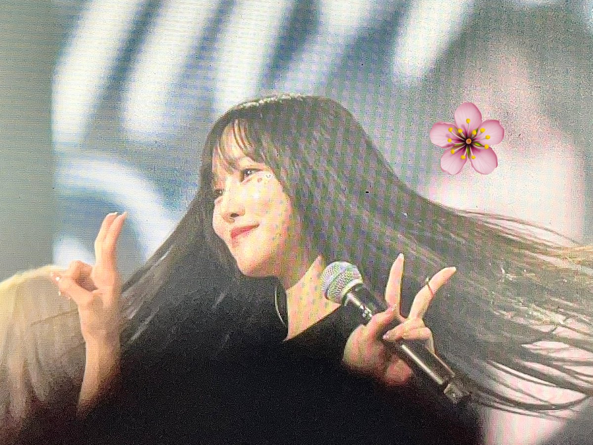 YJ_PEACHBLOSSOM's tweet photo. 250119
#유주 #YUJU https://t.co/JX3jhom4pm