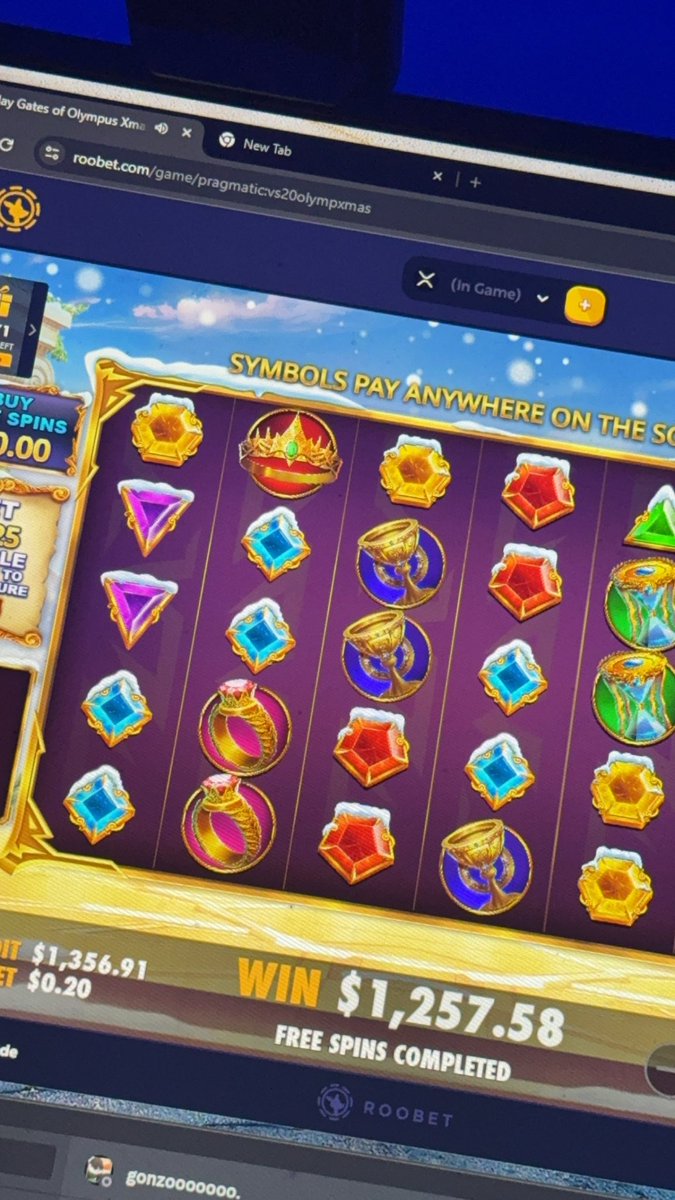 PicksByZo's tweet image. Soooo last night I smackkkeed on @Roobet 
💰💰💰💰💰💰💰

GIVEAWAY TIME!!!!!! LETS GIVEAWAY SOME CASH 🆓🆓🆓🆓🆓

Im thinking $40 ($20 to 2 people) who like and repost this post 🏁🏁🏁🏁🏁🏁

 #SportsPicks #Gambling #SportsBetting #NBApicks #MLBpicks #NHLpicks #CS2picks…