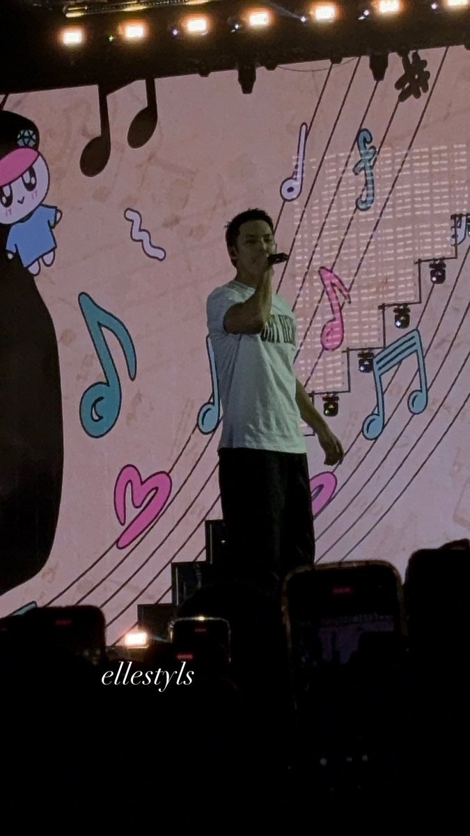 daria will see svt! disco, occasionally🪩🩰✨ tweet media