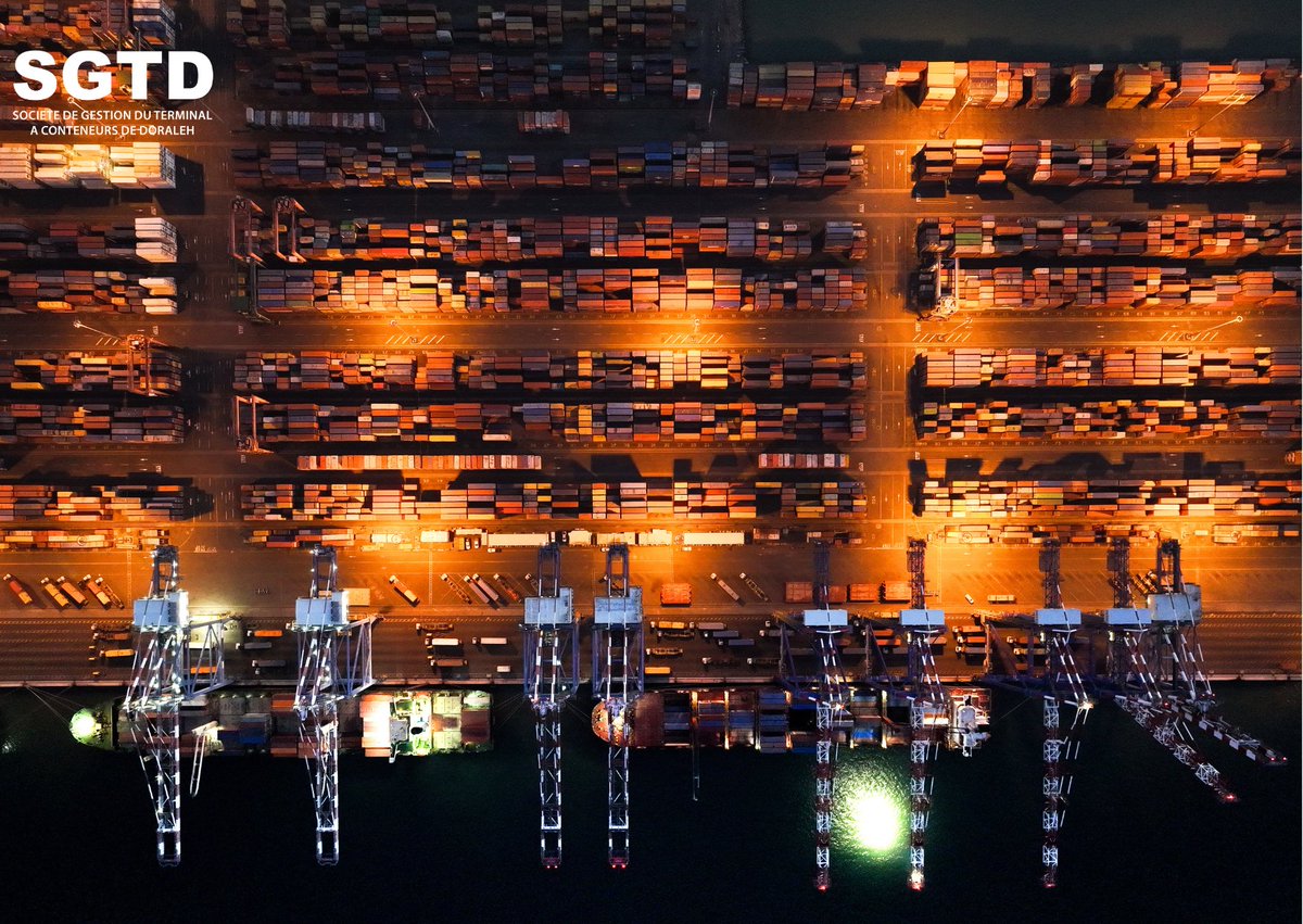 📣📣📣We are delighted to announce that the SGTD Doraleh terminal has reached a new milestone! We celebrated the new record of 1.2 M TEU for total volumes handled in 2024, the highest container throughput since the opening of the terminal, with our CEO, Mr. Abdillahi Adaweh Sigad