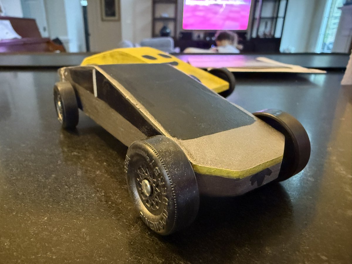 Race Day! Cyber Truck Go