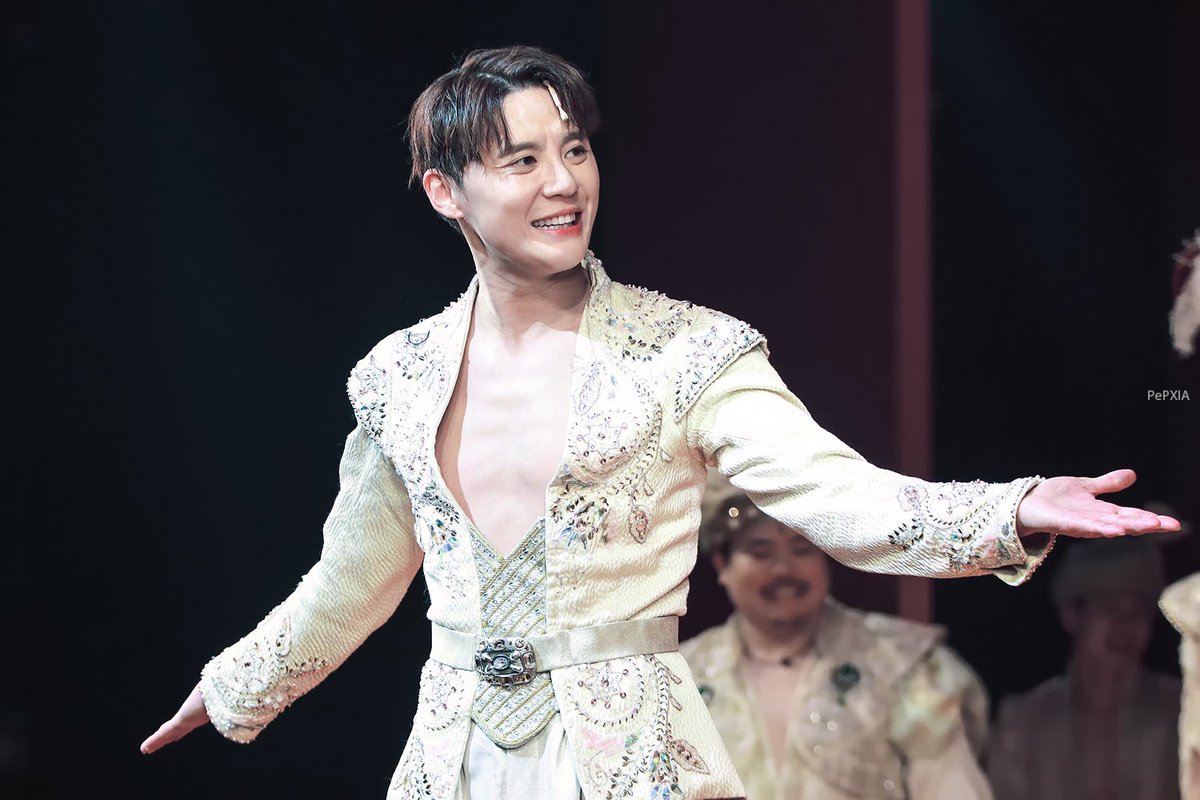 pepxia's tweet photo. 250119 뮤지컬 알라딘🧞‍♂️

#XIA #김준수 #뮤지컬알라딘

https://t.co/BJpJ2FMX9q
https://t.co/8vSlwsrQqS
https://t.co/e5DTDxzIwr https://t.co/cNynXdonwg
