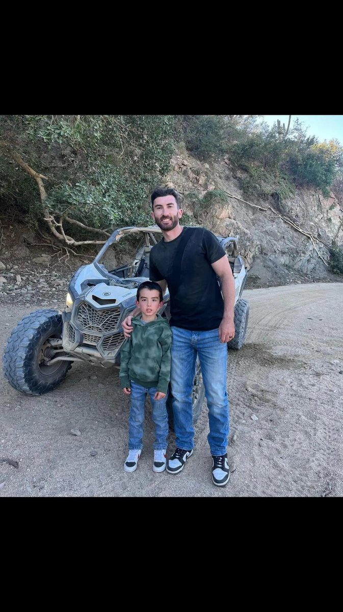 Il fait beau ici, je dois me détendre avec mon fils