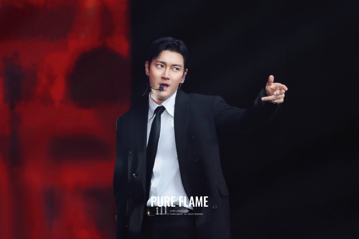 250112 SMTOWN in Seoul Day-2

#시원 #SIWON <a href="/siwonchoi/">Siwon Choi</a> 
#슈퍼주니어 #SUPERJUNIOR
#SMTOWN2025 #SMTOWN_LIVE #SMCU
#SMTOWNLIVE2025_SEOUL