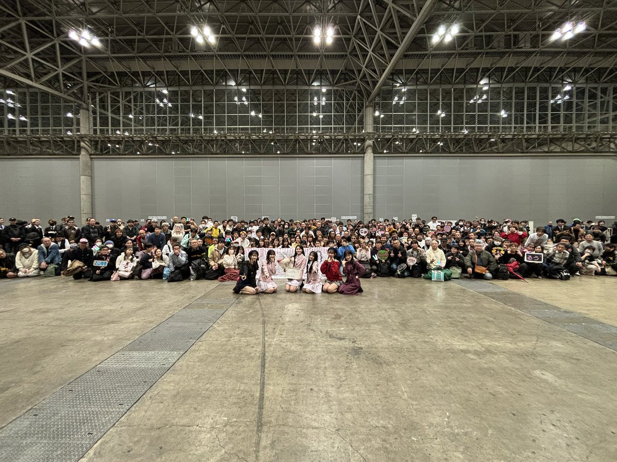 えり込山榛香大好き様 連絡専用ページ AKB48最後の握手会が終わりました🌸 沢山の方が会いに来て下さって