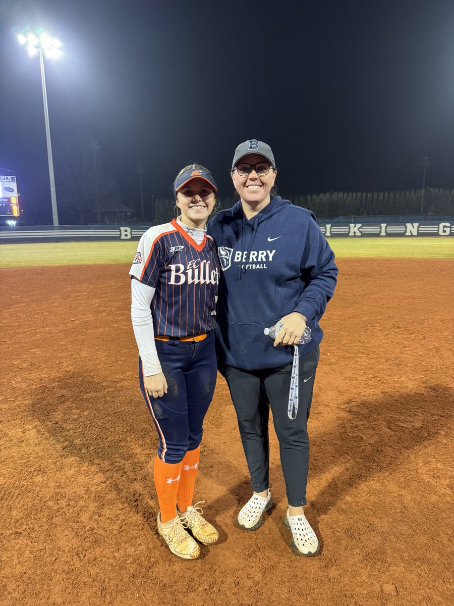 Huge thanks to <a href="/BerrySoftball/">Berry Softball</a> for the amazing camp yesterday!! It was very informative and so fun, I had a great time! Hope to be back out again! <a href="/BulletsAdams16U/">EC Bullets Adams 16U National</a> <a href="/EastCobbBullets/">EC Bullets Fastpitch</a> <a href="/coachmere_16/">Meredith Mills</a>