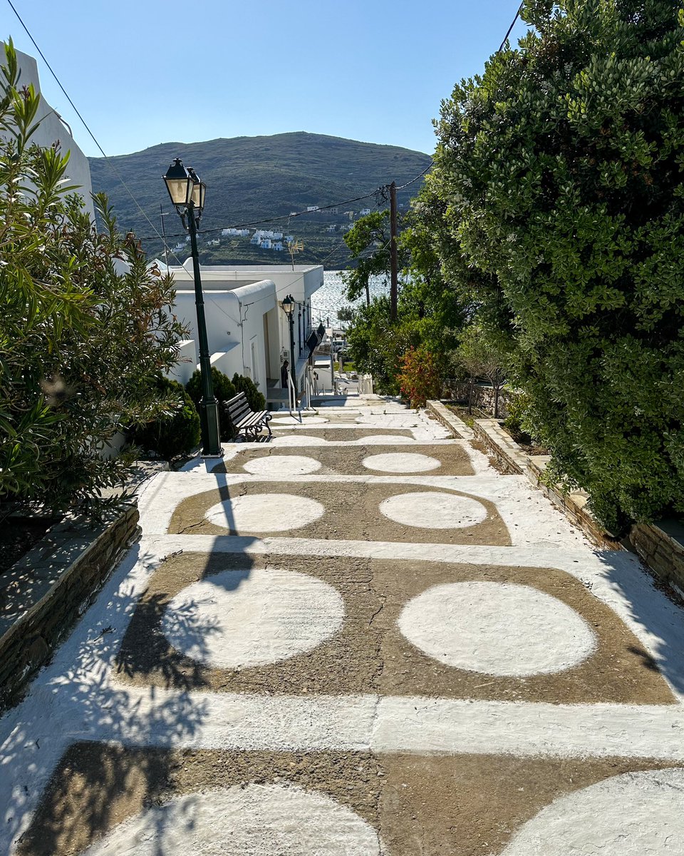 andros_secrets's tweet image. What’s stopping you from discovering Andros? 💙

👉 @andros_secrets #Andros_Secrets

#andros #greece #visitgreece #grece #paradisefound #discovergreece #beaches #androsisland #greekisland #village #androsgreece #gavrio