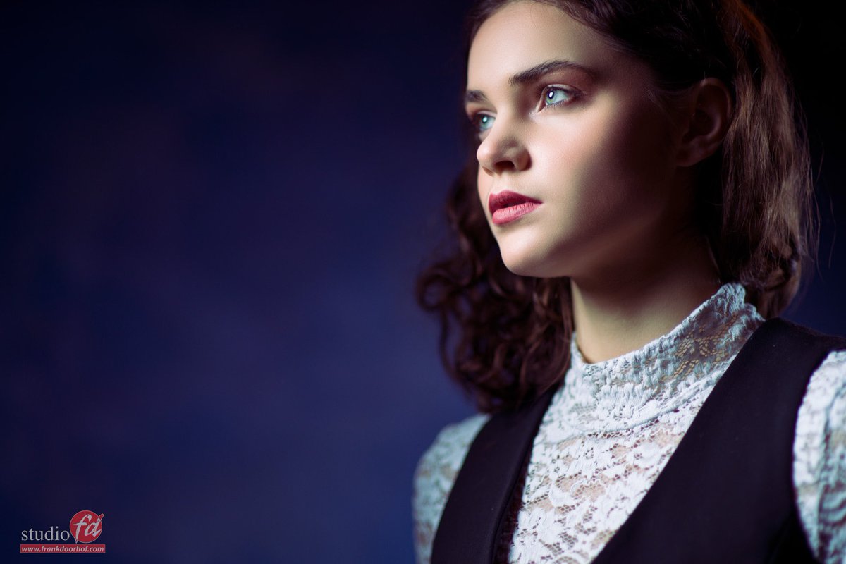 frankdoorhof's tweet image. 2025 time for a new workflow. 

Using #Skylum #aperty for skin retouching and #BorisFx optics for tinting. 

Get Skylum software via our link and also support our work skylum.evyy.net/DVMb1q

Model : Janaika
Sony a7rV with Minolta 85 F1.4
Geekoto Quicky and striplight