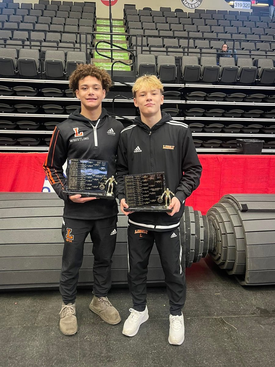 Congratulations to our two OVAC Wrestling Champions!  Georgie Mamakos ‘28 in the 132 lb weight class and Brock Humphrey ‘28 in the 106 lb class. This is an amazing accomplishment for a freshman and the first time in program history to have two OVAC Champions in the same year.
