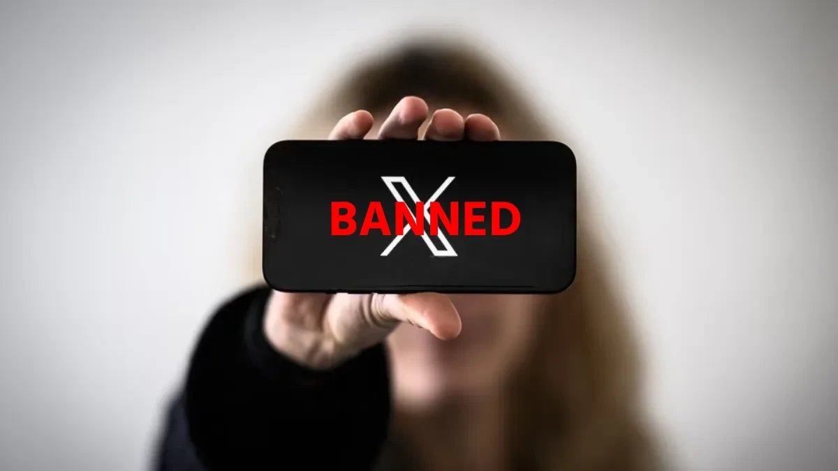 MarioNawfal's tweet photo. 🚨🇨🇳REMINDER: CHINA BANS SOCIAL MEDIA AT HOME WHILE PUSHING ITS OWN PLATFORMS ABROAD

The Chinese government blocks X, Instagram, Facebook, YouTube, and TikTok’s global version
Chinese state media is now cheering as “TikTok refugees” flood RedNote, calling it a “new home.”

So let’s get this straight: China censors foreign platforms, suppresses free speech, and controls all online discourse at home—while demanding open access to global markets.

Maybe it’s time for some reciprocity.

Source: Reuters