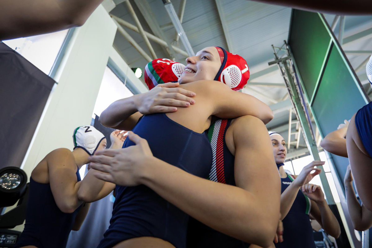 FINOfficial_'s tweet photo. โ
Il Setterosa batte 17-12 Israele e si qualifica alle SuperFinal di World Cup, in programma dallโ11 al 13 aprile. Centrato il primo obiettivo della stagione e gettate le basi per il futuro.
๐ https://t.co/1AXWD3FWtL
๐ธ @WorldAquatics
#Azzurre #7rosa #Pallanuoto #Waterpolo https://t.co/s0vY6KytqW