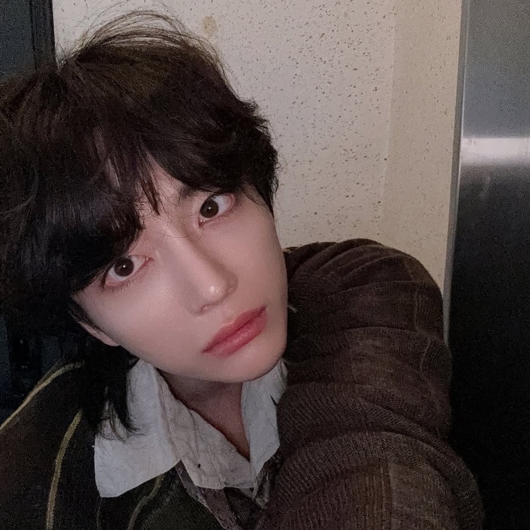 VahnFrance's tweet photo. INSTAGRAM | 19.01.25
[#VAHN 🦊] 

Nuit vs Jour

#NINEi #반 #나인아이 #VAHN https://t.co/V8nPOlGsYg