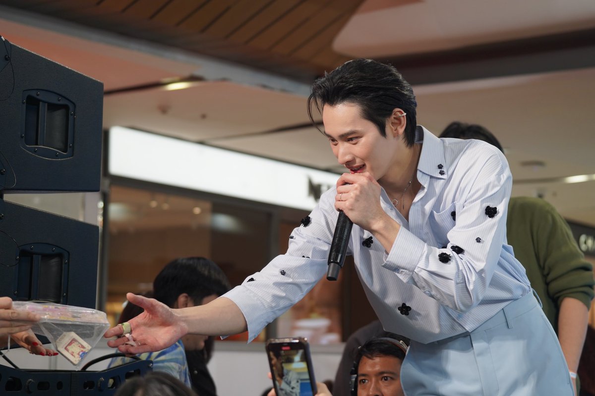 PanthitraWat's tweet photo. หล่อ เสมอ #number_9th #งุ้ม #TheTouchwithKao https://t.co/B27uUVYr4O