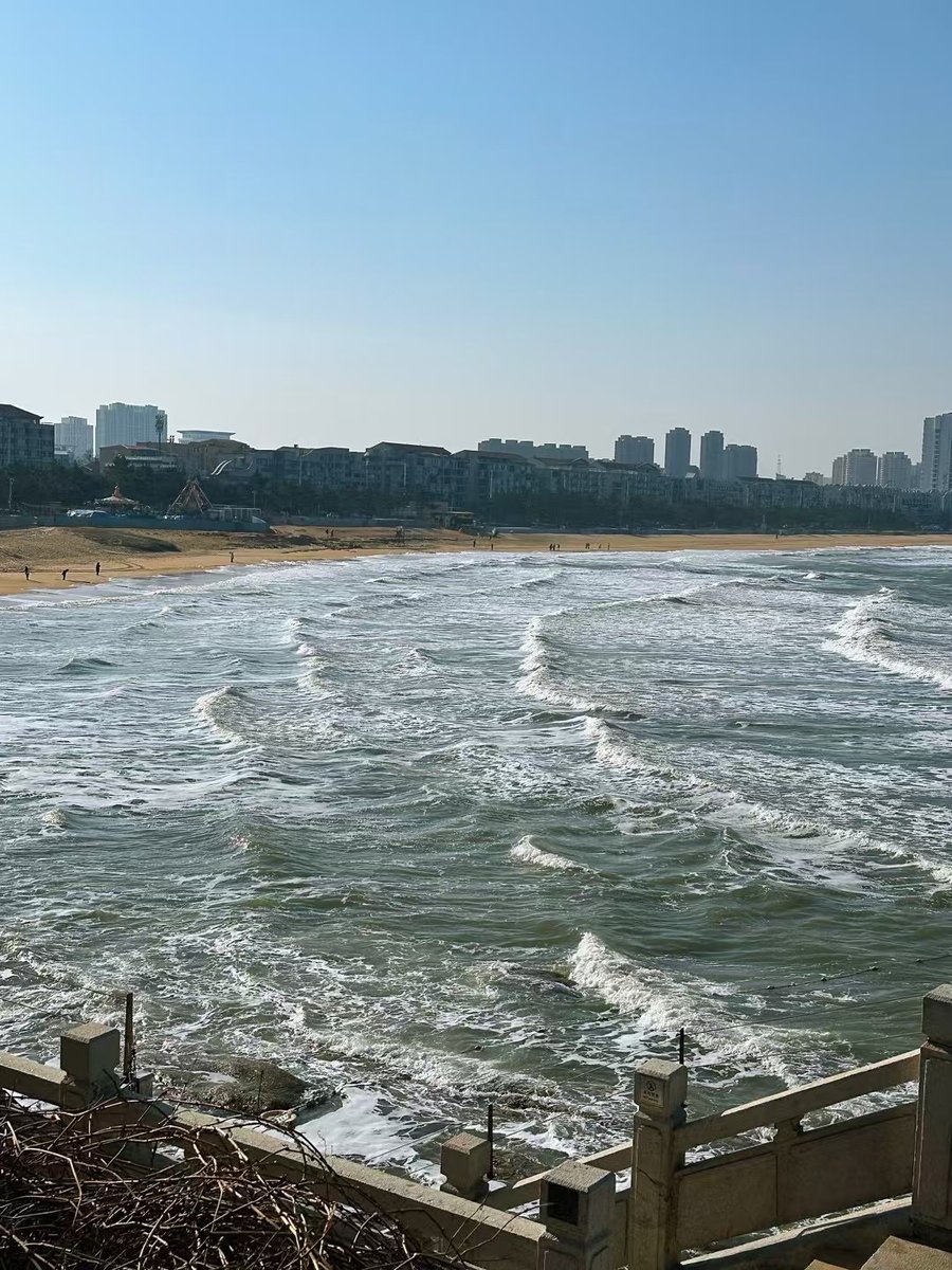 chen15151's tweet image. 再看一次冬天的海就释怀