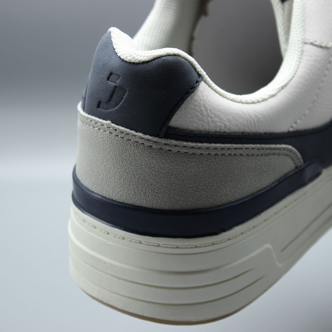 PlayModeGroup's tweet image. prix HBAAAAAALL 📷
Chaussures SJ à 5900 DA eu lieux 7900 DA
Style moderne et confort garanti, pour toutes vos occasions !
Disponible dans tous vos magasin PMG
📷 Disponible avec livraison dans les 58 wilayas.
📷 Commandez dès maintenant sur notre site :
pmg.dz/boutique/?swoo…