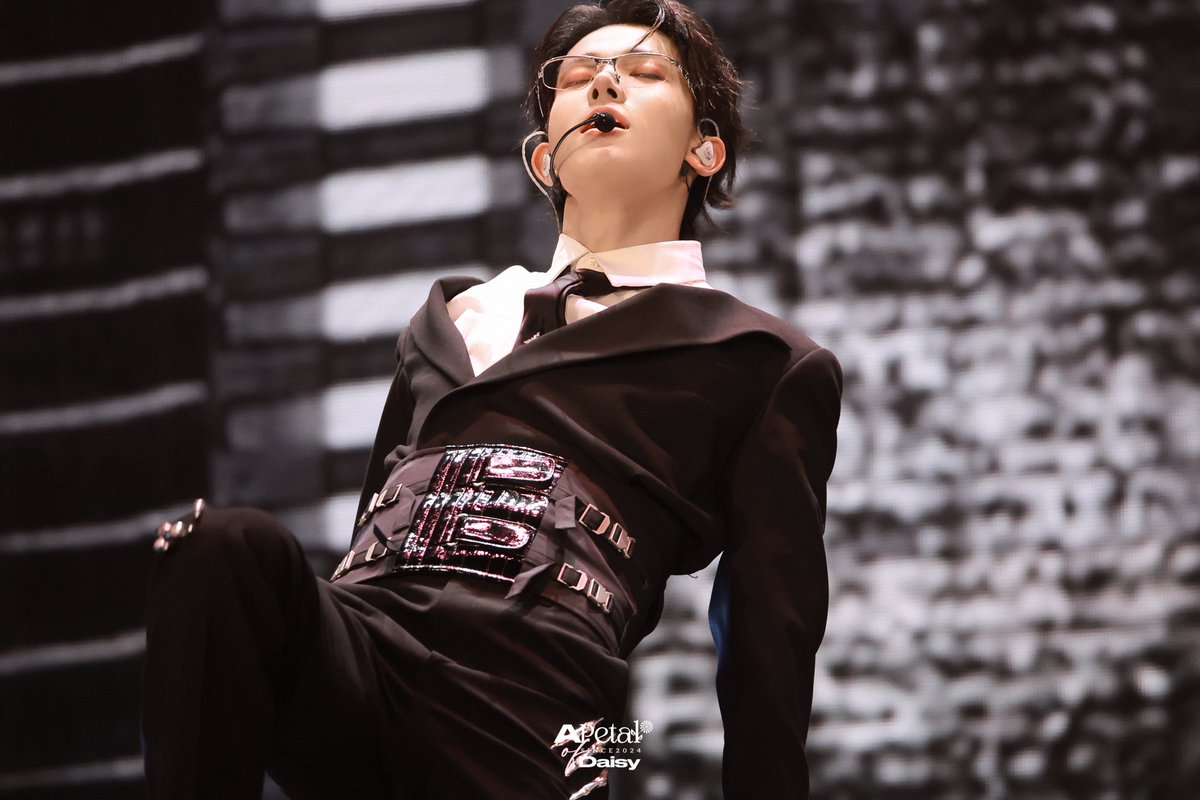 apetalof_'s tweet photo. 250105 GDA

#희승 #HEESEUNG 
#ENHYPEN #엔하이픈 https://t.co/bvmvlKA6Rf