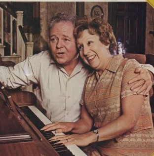 iShowTunes's tweet photo. Birthday Remembrance ~ #JeanStapleton (1923-2013

[On #Acting] "Listening is the key to total concentration. You listen as the Character would listen, closing the door on everything else. THEN, you are ready to respond." - J.S.
#AllInTheFamily #EdithBunker #70s #CarrollOConnor https://t.co/jeAYqHbxj9