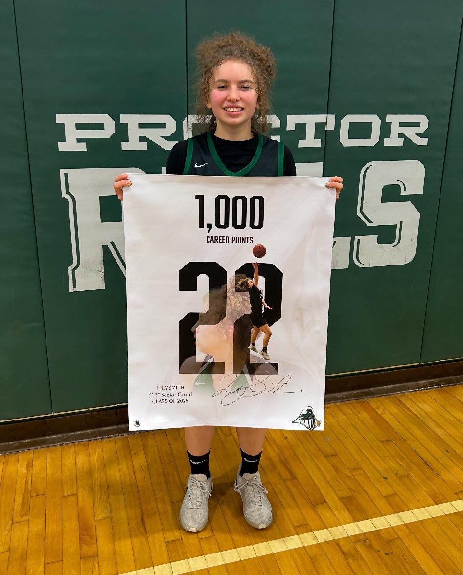 Congrats to Lily Smith on scoring your 1000th point!
