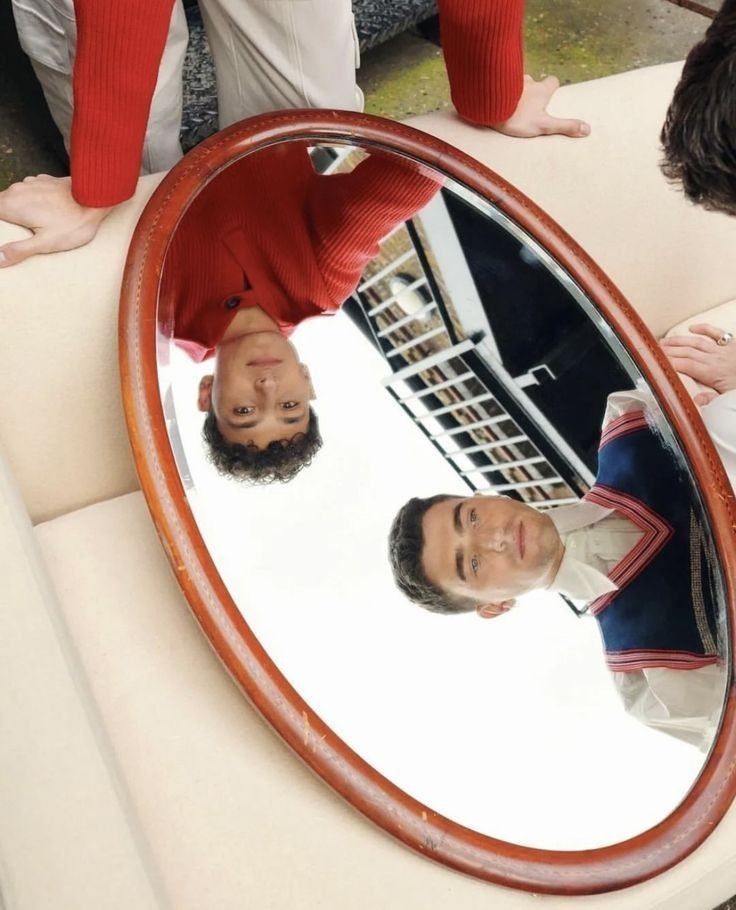GeorgeRexstrew1's tweet photo. George and Jayden in a promotional photoshoot from Netflix. https://t.co/QLp7ogIMcY