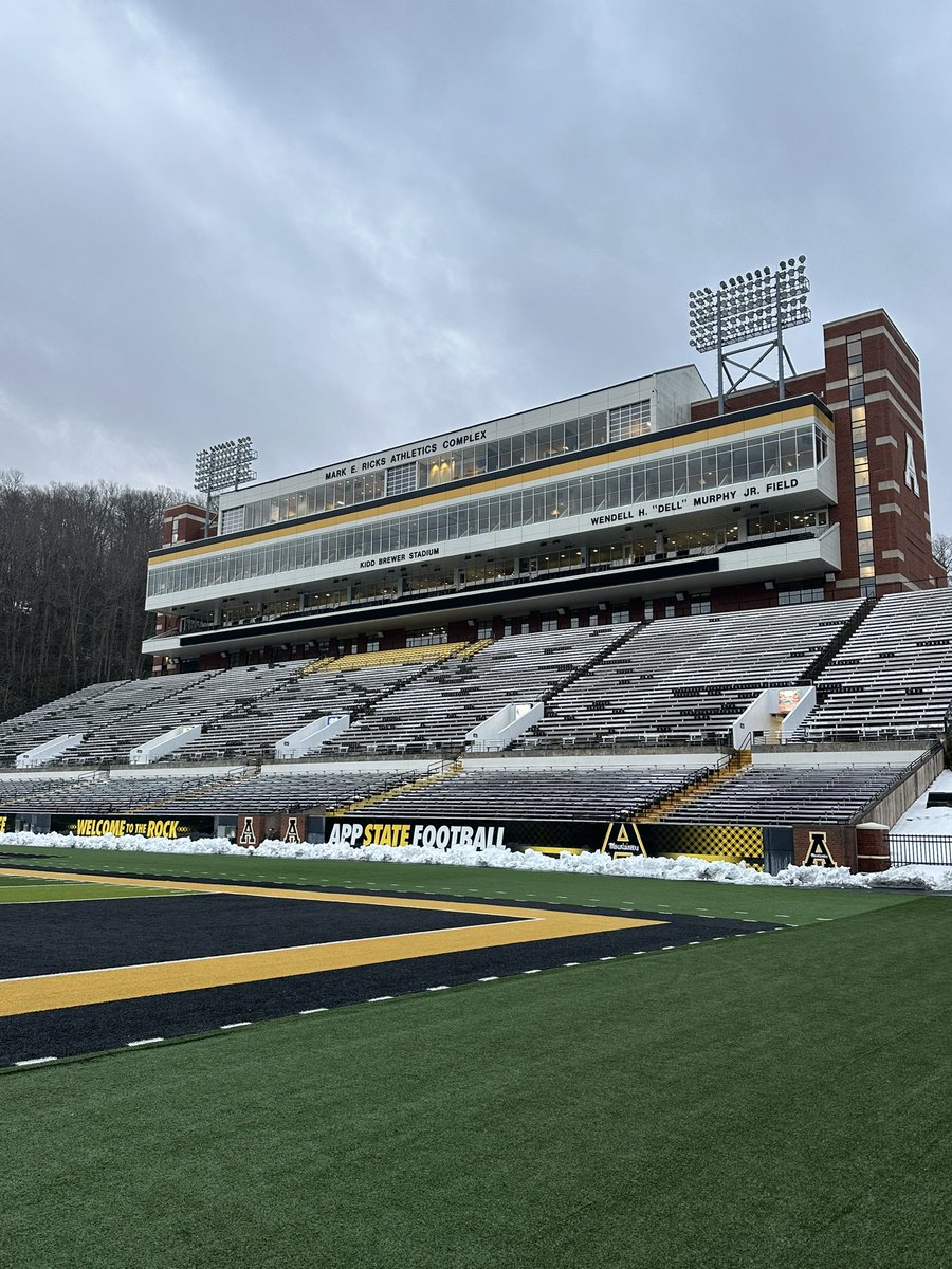 Yesterday I had such an amazing time at <a href="/AppStateSB/">App State Softball</a> prospect camp! I loved the defensive circuits we went through and all the hitting reps we got in! I’d like to thank <a href="/whitjones25/">Whitney Jones</a> <a href="/CoachSBagwell/">Stephanie Bagwell</a> <a href="/MattAlberghini/">Matt Alberghini</a> <a href="/AleeexIbarra/">Ibarra-Fernandez</a> <a href="/courtney_ogle12/">Courtney Ogle</a>  for putting on this wonderful camp
