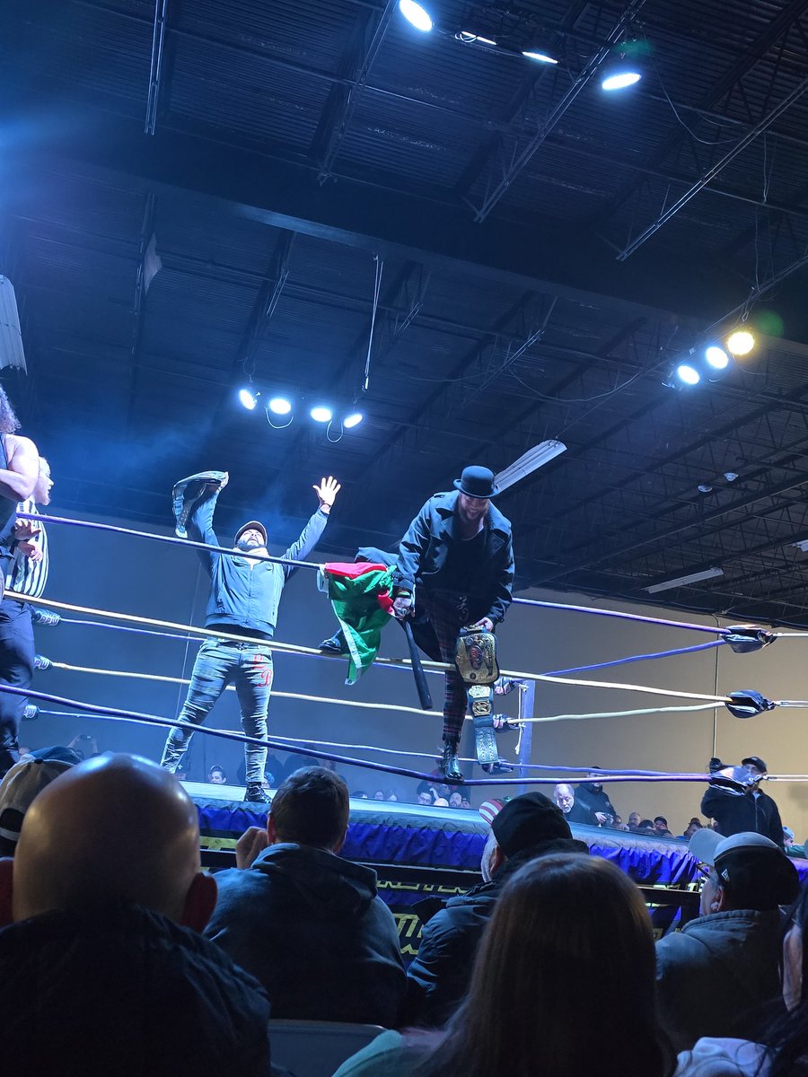 LordMoyer's tweet photo. Had a fun night lastnight @PPWProWrestling. Got to see one of my favorite indie tag teams @TheGentJK @SPF_Wiseguys,the amazing @realdanimo, and the the main event with @SuperKingofBros against @isThatVsK which killed  
@NationsCorner 
#NationsCornerOnLocation https://t.co/Dl0608q8av