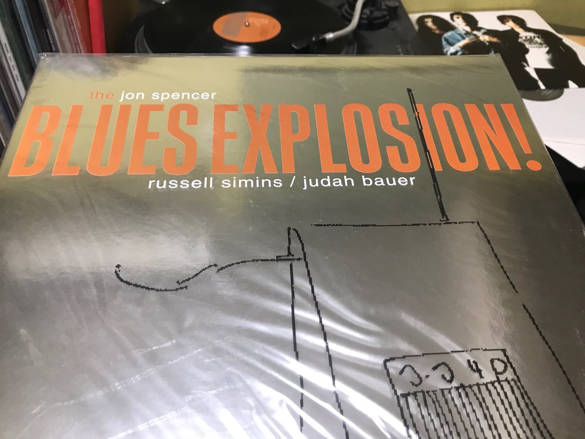 hedorocknroll's tweet image. 名は体を表すように、ブルースが爆発してる💥最高に強烈なロックンロール😈

当時のブリットポップなんて目じゃなかったし🤭今の時代聴いてもやっぱめちゃくちゃ最高にカッコいいね😉

#Orange #TheJonSpencerBluesExplosion #JSBE