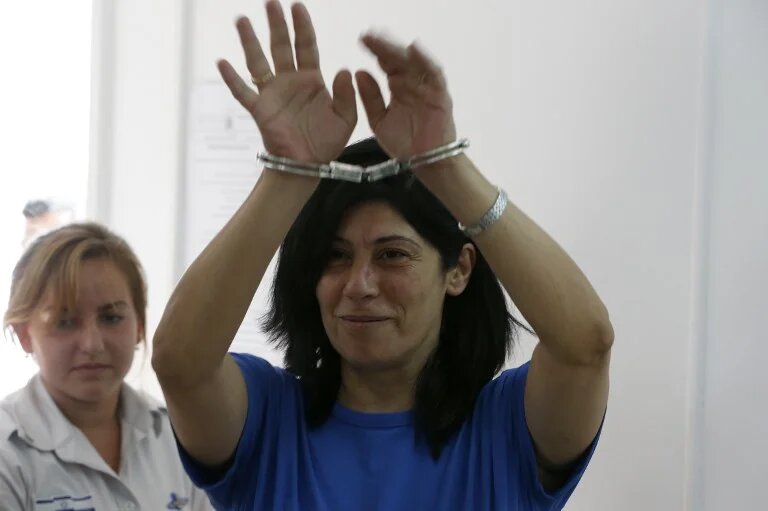 Among those who will be released from Israeli prisons today as part of the exchange deal is Palestinian scholar, former parliamentarian, and prominent Popular Front for the Liberation of Palestine (PFLP) leader, Khalida Jarrar, who is 61 years old.