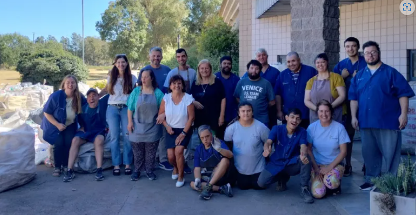 🎯Recorrimos un camino de innovación sistémica, basado en datos y metodología: un honor y un desafío profesional y público

💛Muchas Gracias <a href="/TProtegidoPerga/">TallerProtegidoPerga</a> por la confianza, el trabajo sostenido y el compromiso de la comisión directiva, los operarios, el personal y las familias