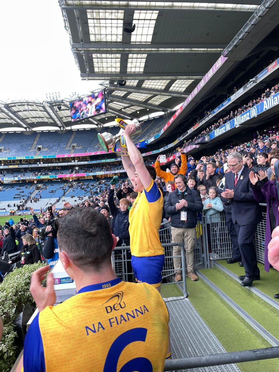 Introducing…

Your All-Ireland Senior Hurling Champions.

#NaFiannaAbú💙💛