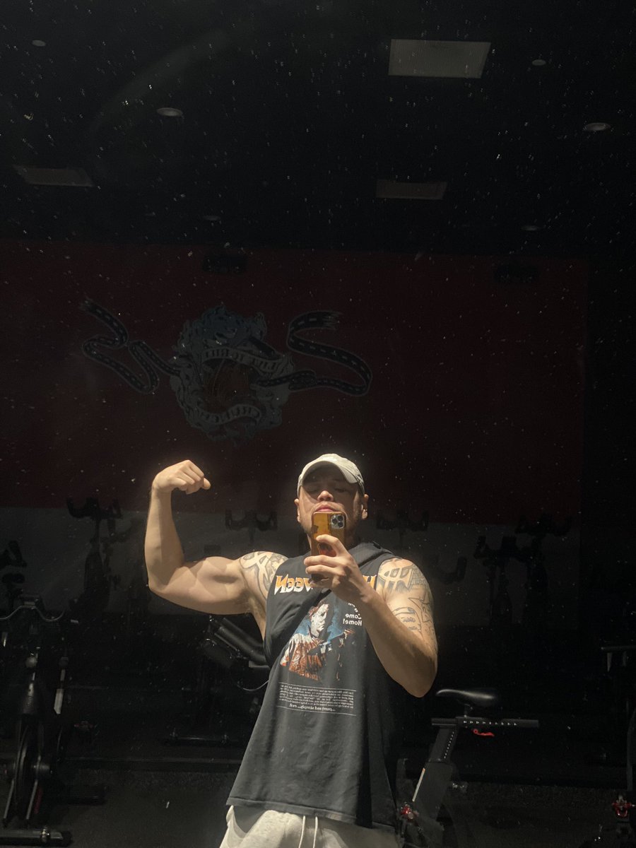 210zilla's tweet image. #Gym Good a Good PUMP ! 
Let's work out #satx #nsfw #onlyfans #freak