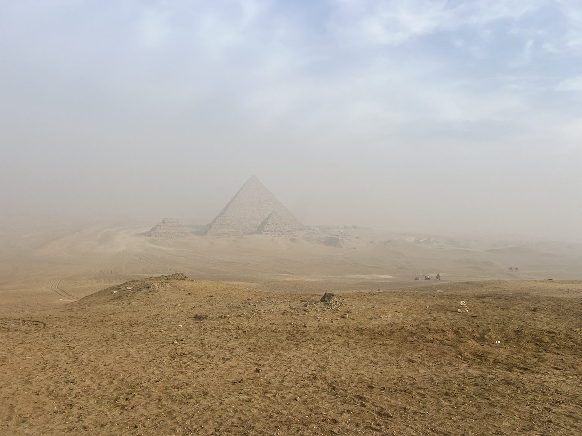 Fastbash88's tweet image. Pyramids all to myself … plus the aliens obviously