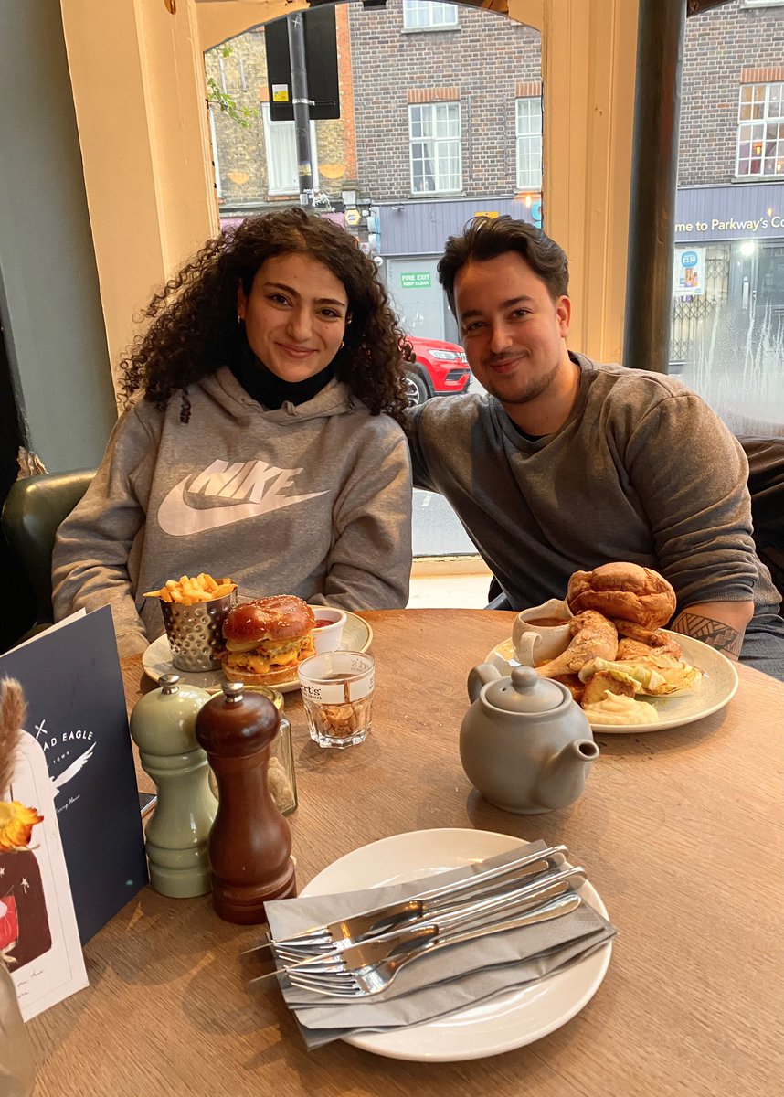 The perfect spot for a Sunday lunch date 😍
Join us for a delicious Sunday roast, available until 9pm!

#sundayfunday #sundayroast #datenight #youngspubs