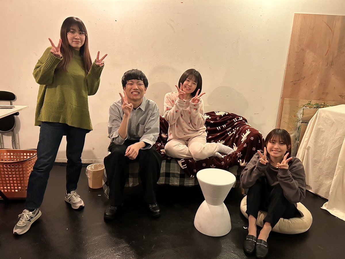 spring_piyo114's tweet image. 春と愉快な仲間たちによる演劇企画
『#とりとめのない 』
脚本演出と役者を務めました。

ご来場くださった皆様、ありがとうございました！

好きな人たちとつくりたいものがつくれて、みんなは私を褒めてくれたけど、私はみんなのおかげで少し自信がついて、背中を押してもらえました。
ありがとう。