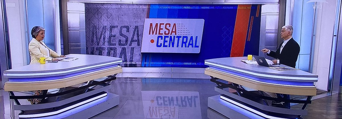 Cómo se entiende Ministra <a href="/jeannette_jara/">Jeannette Jara Román</a> que diga que están contra las AFP y en este acuerdo les aumenten el flujo en un 45% y después en un 60%. La VERDAD que este acuerdo les entrega al final todo el 6% a las AFP.
Las AFP están en silencio porque están demasiado extasiadas,