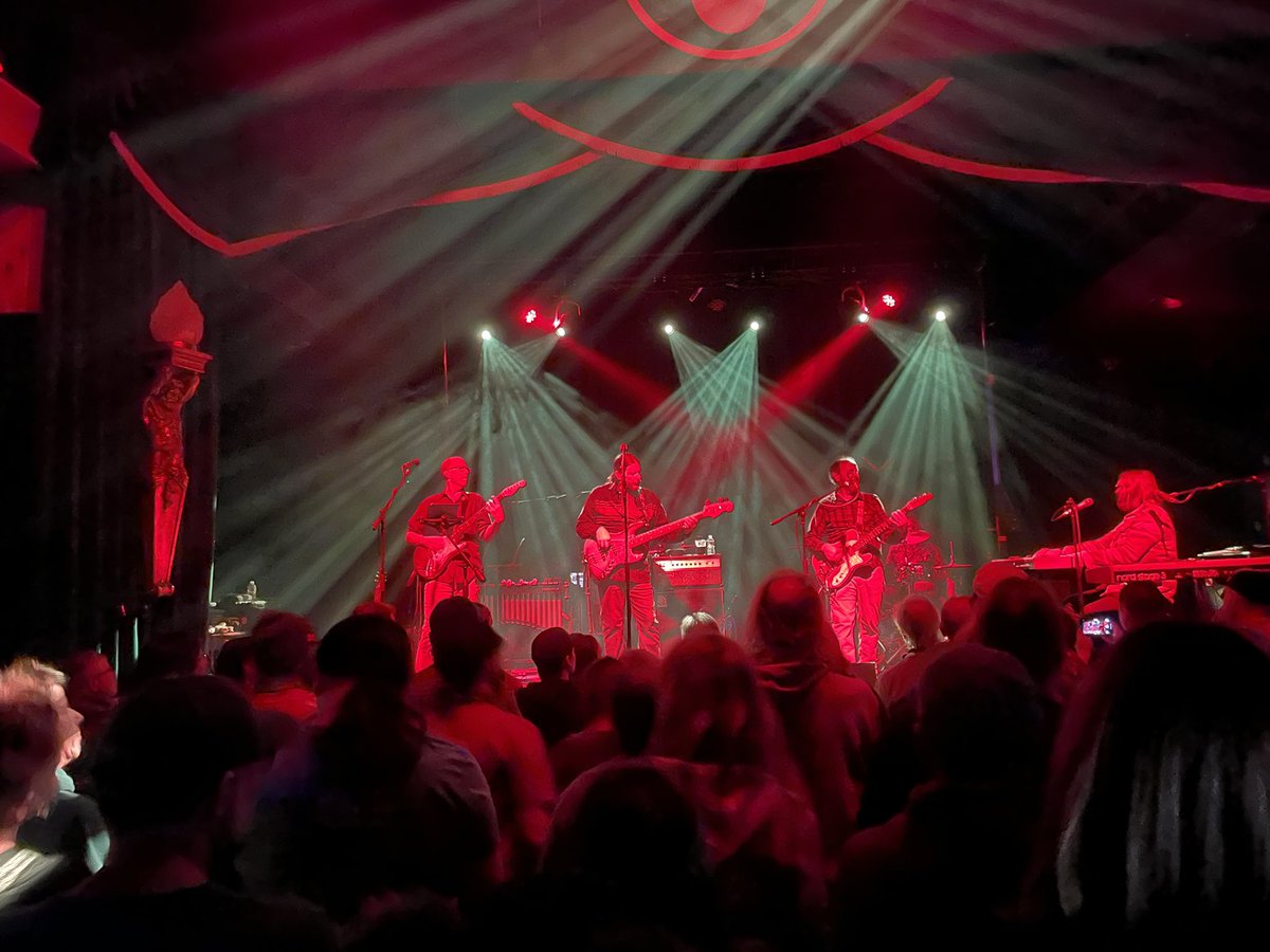 Happy to see <a href="/moeperiod/">moe.</a> Friday night for night one of their Circle of Giants album release party. 💗 moe. Thanks for a great show. See ya in NJ in February.