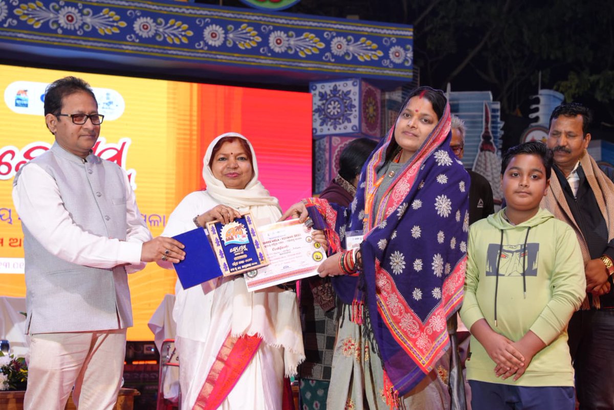 BalasoreOrmas's tweet photo. Glimpses from #Kosamb2025 - The Grand Finale Night!
#Kosamb2025 #GrandFinale #CulturalCelebration #Day7 #pallishreemela2025 #grandfinale https://t.co/ut0hxpvjMj
