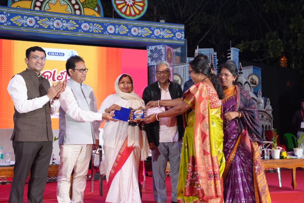 BalasoreOrmas's tweet photo. Glimpses from #Kosamb2025 - The Grand Finale Night!
#Kosamb2025 #GrandFinale #CulturalCelebration #Day7 #pallishreemela2025 #grandfinale https://t.co/ut0hxpvjMj