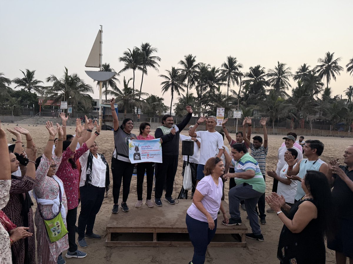 Sunil_JainK's tweet photo. "बीच वॊकथॉन 2025"
#WalkforHinduhrudysamrat
📅 शनिवार, दि. २५ जानेवारी
📍 जुहू चौपाटी, बिर्ला लेन
⏰ सकाळी ६.०० वा.
#BeachWalkathon #ShivSenaUBT #SadbhavnaSewaSamiti #JuhuBeach #WalkForCause #Andheriwest #Mumbai #uddhavthackeray #Adityathackeray #SunilJainKhabiya #Fitness https://t.co/NR9wWtoqCX