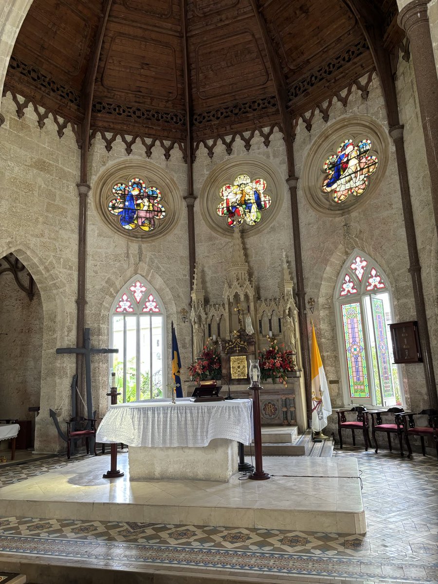 ⁦<a href="/biglhist/">Big Lhist</a>⁩ made it to mass in St Patrick’s Cathedral in Bridgetown Barbados 🇧🇧 🙏