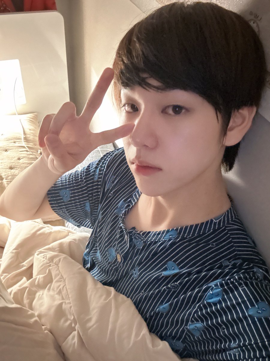 with_dongyun's tweet photo. His bed selfie always look like a kid.. cutest 🫧💙 https://t.co/l30Hx1Hvgk