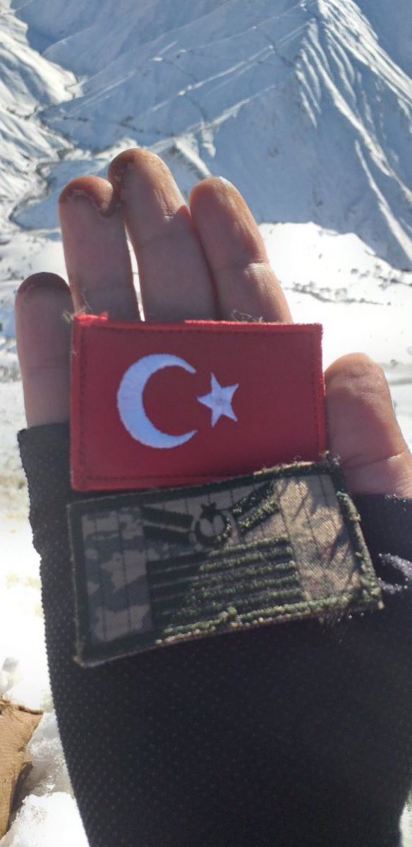 alitilkici38's tweet photo. Bedeli şanla, canla, kanla, şerefle ödenen bir kahramanlığın hakkı verilmezse ecdada ne diyeceğiz? 

Şühedanın yüzüne günü geldiğinde nasıl bakacağız? Cemil Meriç diyordu ki, 
“Adalet insan haysiyetine hürmettir.” 

#UzmanÇavuş’ların istediği de budur. Kadro haktır, adaletin gereğidir.
@tcsavunma 
@TC_icisleri