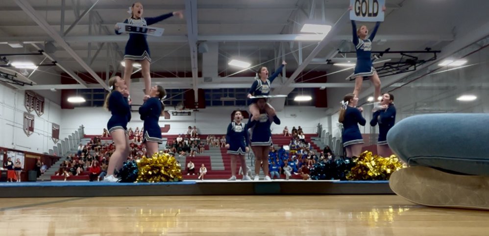 Ms. Bulla✨ tweet media