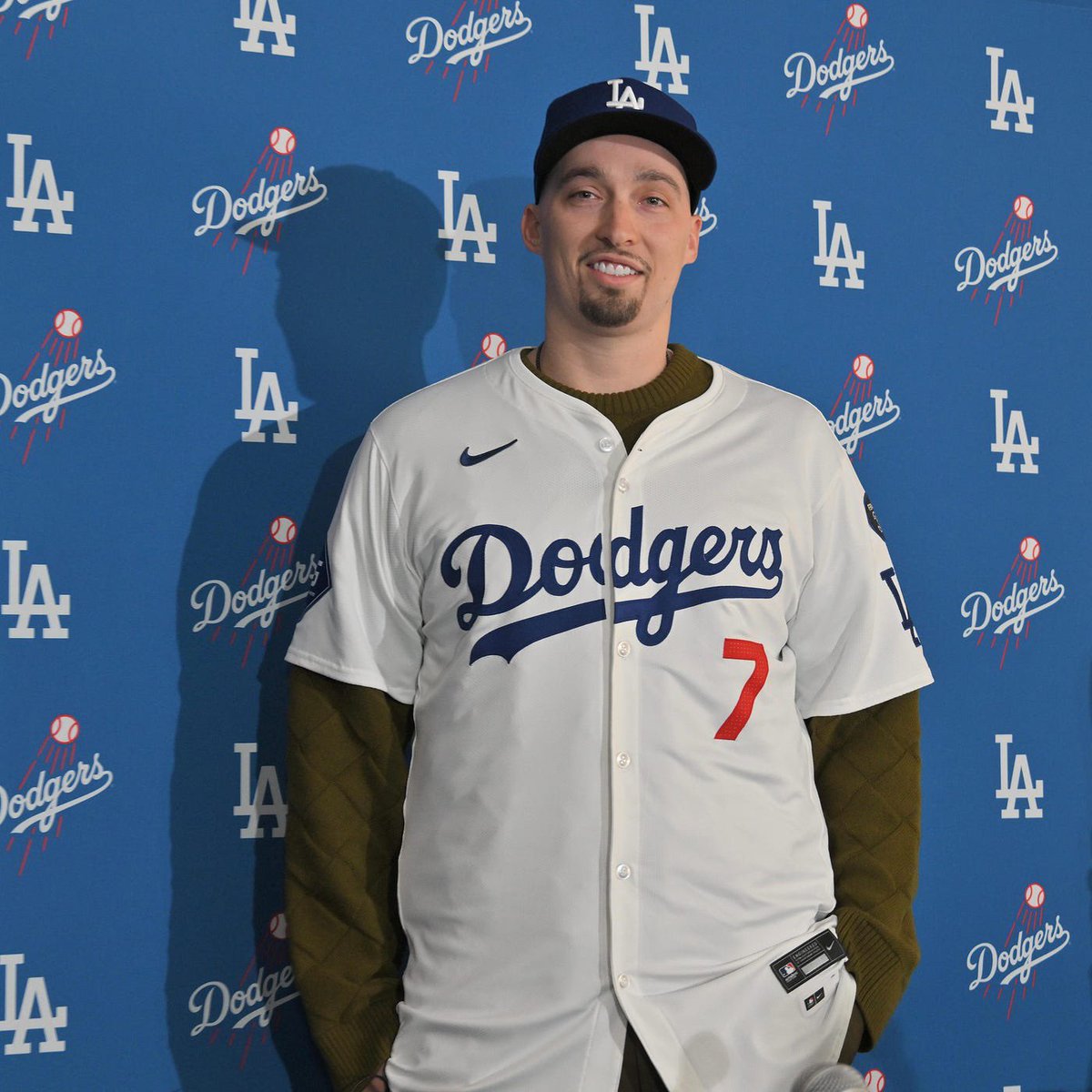 DodgersNation's tweet photo. Since the Padres took a 2-1 lead over the Dodgers in the 2024 NLDS:

- Came back to win in 5 &amp; win the World Series
- Signed their old ace Blake Snell
- Beat them in the Roki Sasaki race
- Signed their top reliever Tanner Scott

Talk about getting the last laugh… https://t.co/X3TAsPl9Lt