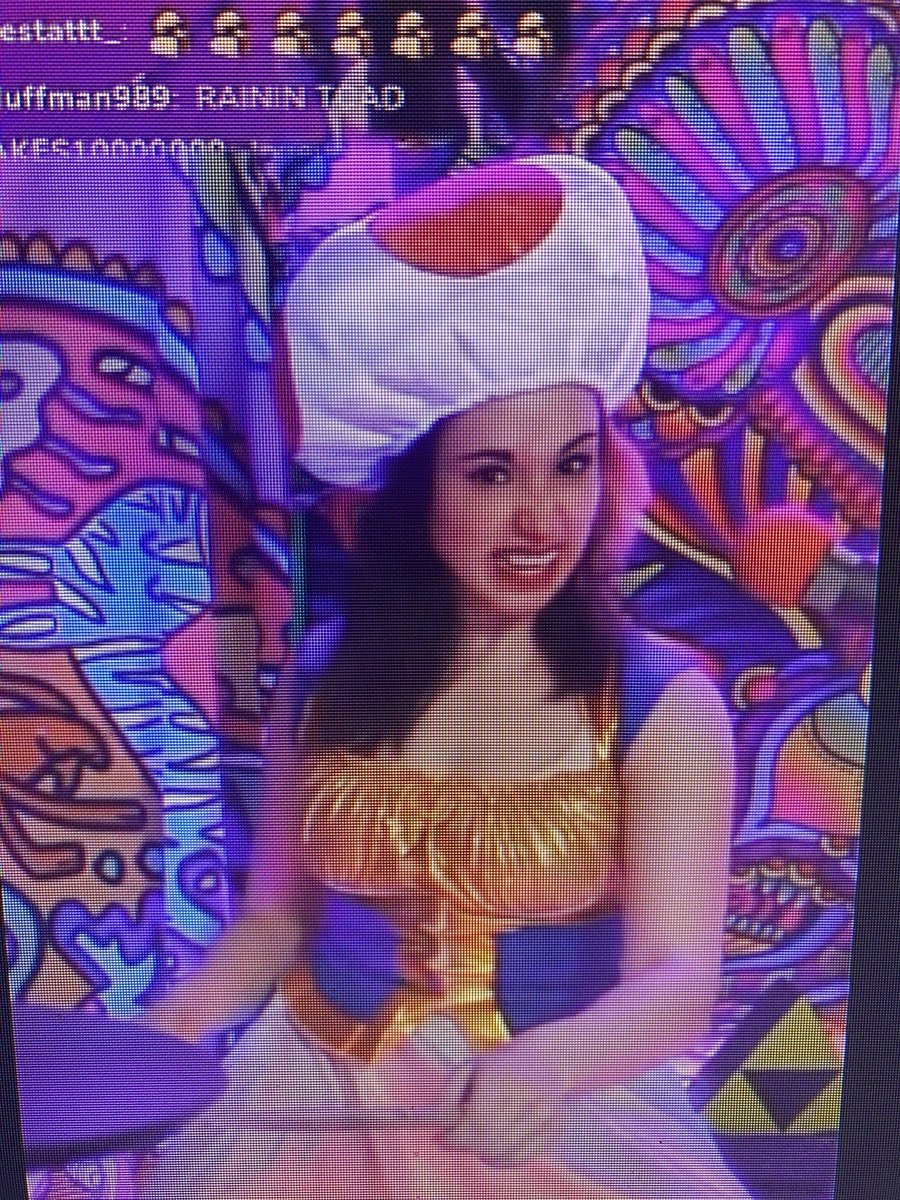 <a href="/SunfyreTV/">Sunfyre🥁🍄</a> No it’s this beautiful smile that made you famous