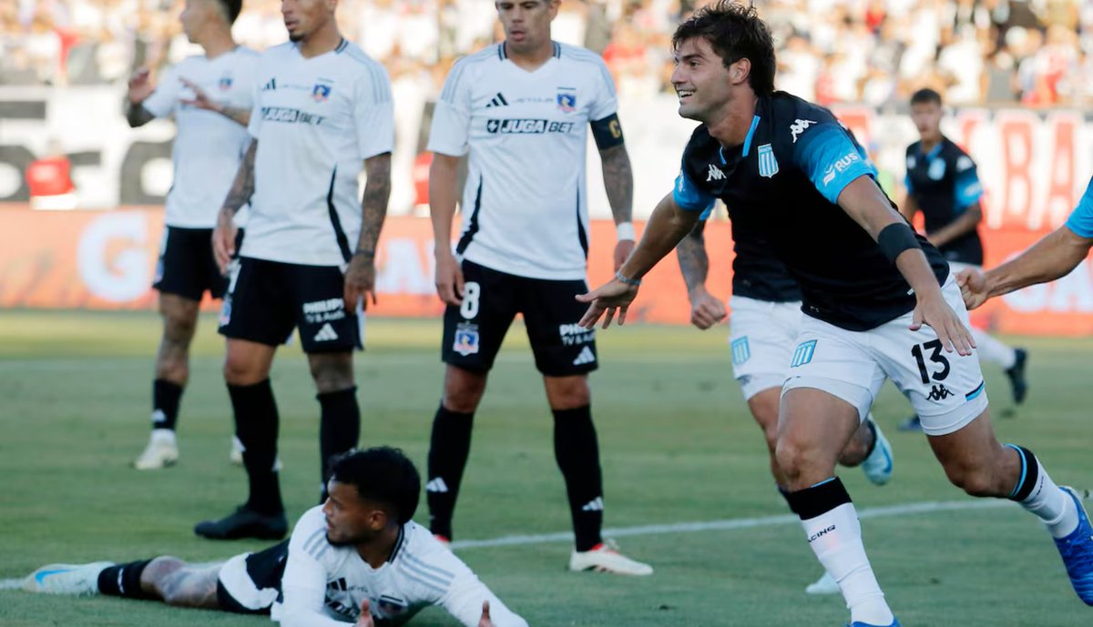 Colo Colo fue superado desde el primer minuto. 
La presión de Racing nunca la pudo sortear.
La línea de 3 no le da resultados. 
Los tres goles fueron por el sector izquierdo Gutiérrez x2 y Villagra salieron en la foto.  
Vegas fue quién más ganó con este partido.