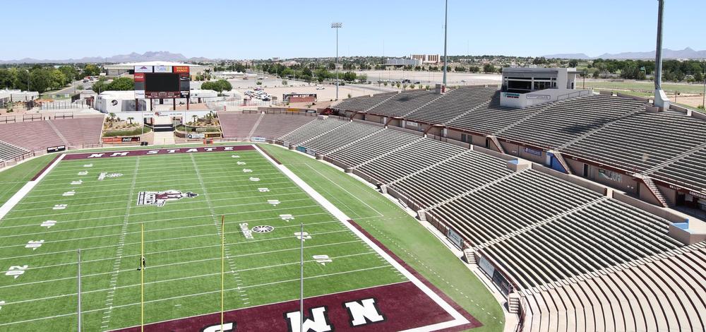 CFB Home (@cfbhome) on Twitter photo Stadium of the Night 🌚
🏟️ Aggie Memorial Stadium
✅ Capacity: 28,853
📍 Las Cruces, New Mexico
Home of <a href="/NMStateFootball/">New Mexico State Football</a> Stadium of the Night 🌚
🏟️ Aggie Memorial Stadium
✅ Capacity: 28,853
📍 Las Cruces, New Mexico
Home of <a href="/NMStateFootball/">New Mexico State Football</a>