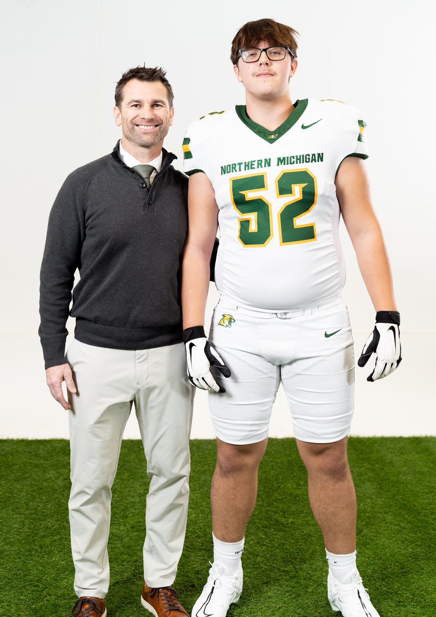 Jeremiah Richards #52 (@jeremiahrich_52) on Twitter photo Had an amazing visit <a href="/NMU_Football/">NMU Football</a> this weekend! Huge thanks to <a href="/NMU_CoachRich/">Shane Richardson</a> <a href="/CoachL_NMU/">Billy Lindquist</a> and all of the other coaches and staff for the hospitality. Go Cats ! 🟩🟨 Had an amazing visit <a href="/NMU_Football/">NMU Football</a> this weekend! Huge thanks to <a href="/NMU_CoachRich/">Shane Richardson</a> <a href="/CoachL_NMU/">Billy Lindquist</a> and all of the other coaches and staff for the hospitality. Go Cats ! 🟩🟨