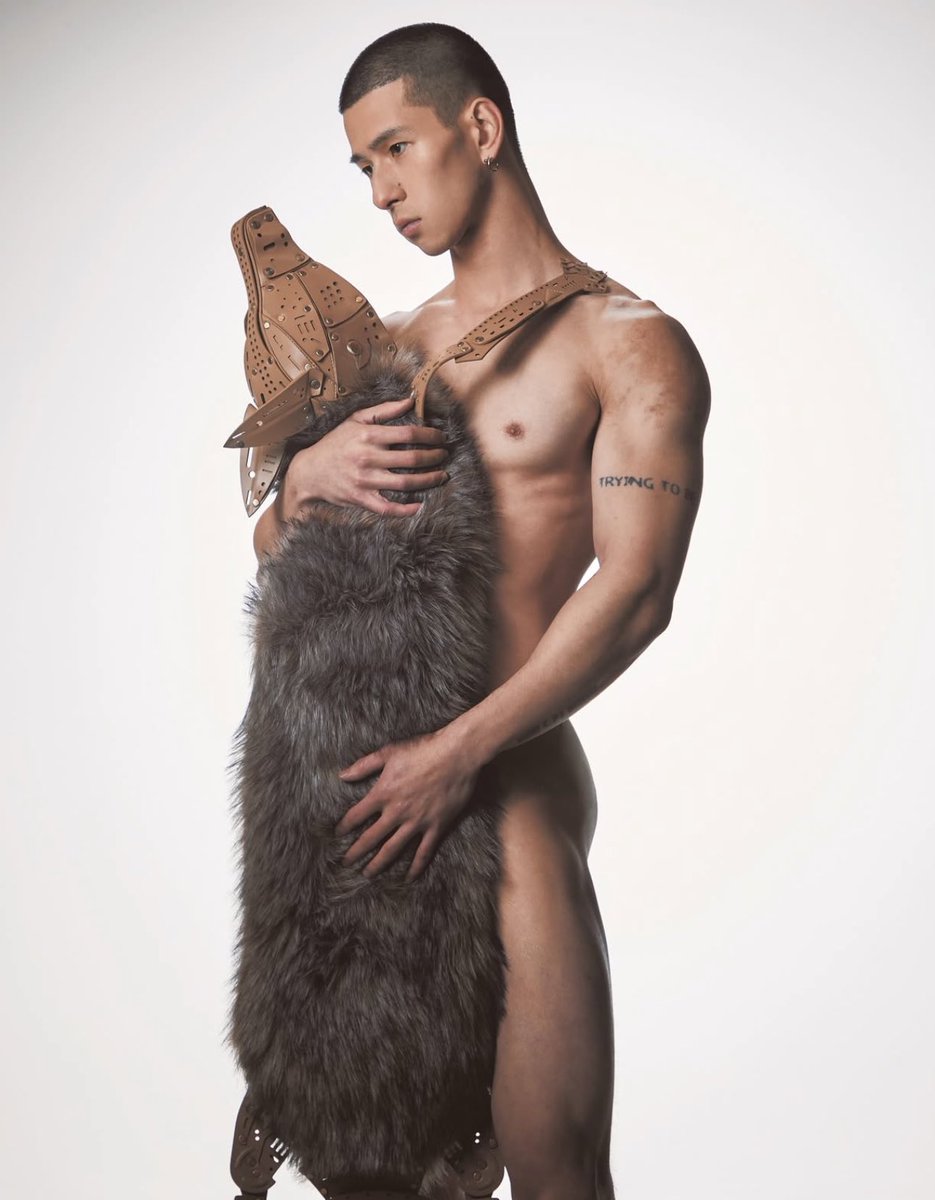 pengjin.pj by songwei lee for desnudo magazine