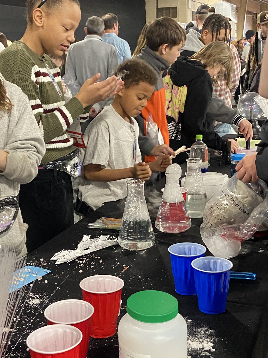 Science Is Fun tweet media