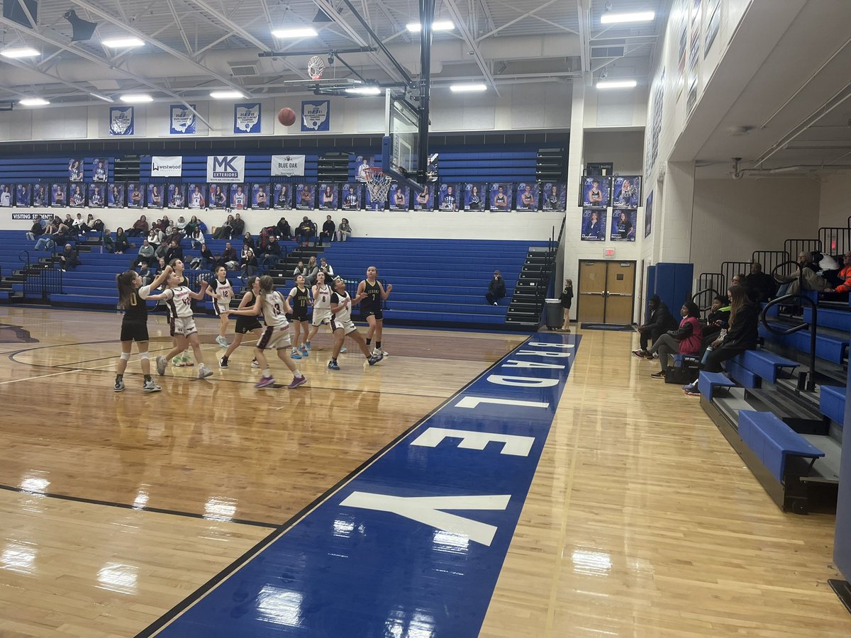 Her Hoops is in the building for @bradleygbk  Annual Girls Grade 3-6 MLK Tourney. 

If you haven’t yet check out HerHoopsBasketball.com for our 7-tourney AAU schedule. 

✅Top venues
✅Top organization
✅Already established tournaments.